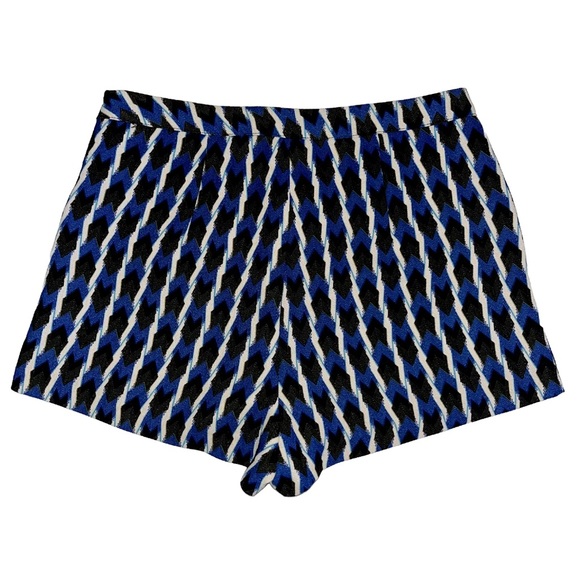 Pinkyotto Shorts with Geometric Pattern in Blue and Black - Picture 2 of 3
